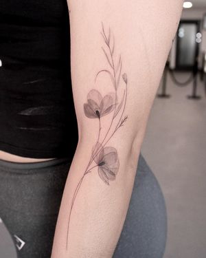 Floral tattoo style