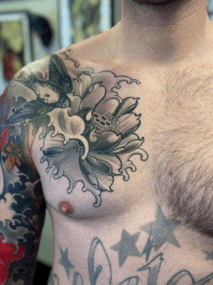 Floral tattoo style