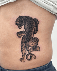 Leaping Tiger
