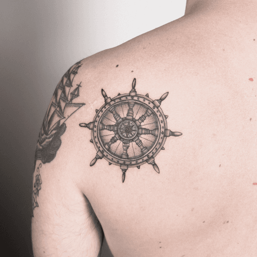 Nautical Ship's Wheel