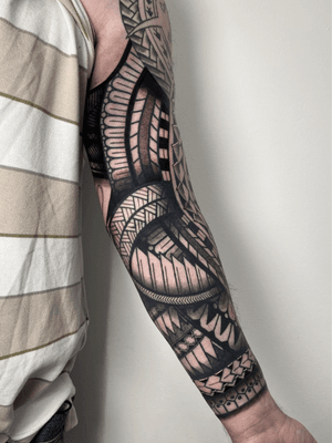 Geometric Māori Sleeve