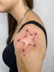 Simple Star Outline