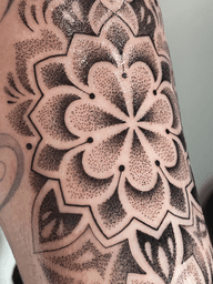Zoomed geometric mandala