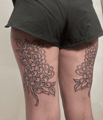 Chrysanthemum Thigh Tattoos