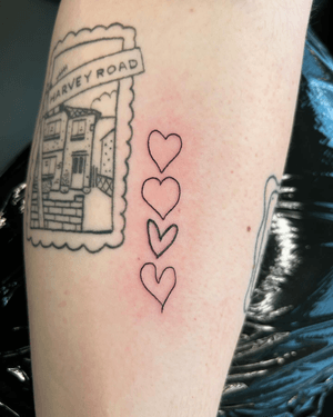 Express your love with this playful heart doodle tattoo by Jonathan Glick. Ignite your creativity with this unique style!