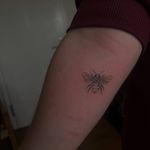 🐝 #inked #tattoo #backtattoo #blackwork #dotwork #mandala #dotworkmandala #black #smalltattoo #signinspiration #designideas #tattoo #geometrictattoo #geometry #tattooideas #tattooinspiration #tattooart #flashtattoo #flash #tattooing #tattoolove #tattoodesign #ink #inkedgirlsdoitbetter #ornamentaltattoo #selfmade #selflove #inspiration #inkinspiration