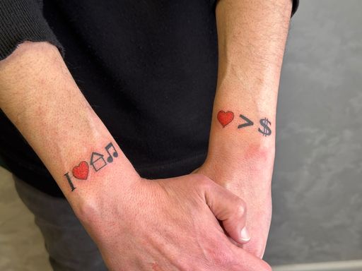 Flash tattoo