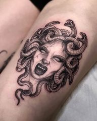 Medusa for Maria . Thanks so much for coming by ! Done @pechschwarztattoo • @bishoprotary @dragonhawkofficial @kwadron @eclipse.tattooink @cheyenne_tattooequipment • #medusatattoo #microrealism #blackandgreytattoos #fantasytattoo #berlintattoo #torontotattoo