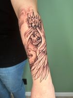 Crowned Skull with Wings