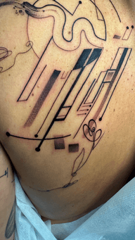 Up close fineline / geometric