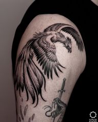 Feniks dla @kaamill777 , dziękuję! @muka_studio #dotworktattoo #dybukink #graphictattoo #dotwork #tatuaż #tatuażkraków #polandtattoos #tattoopoland #tatuazwarszawa #tatuażrzeszów #tatuazkatowice #krakowtattoo #warsawtattoo #katowicetattoo #rzeszowtattoo #szczecintattoo #phoenixtattoo #birdtattoo #armtattoo