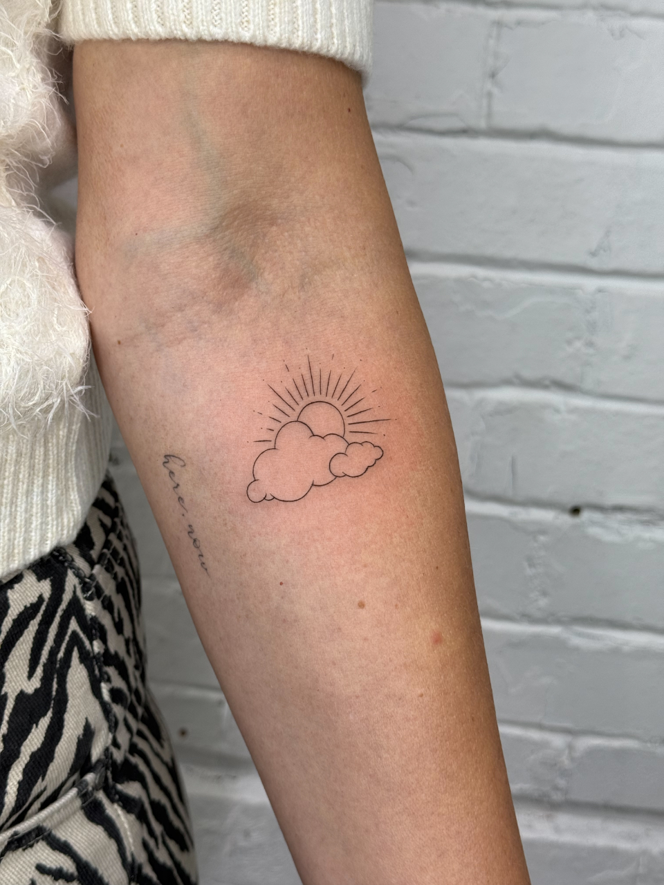 Fine Line Sun and Cloud Tattoo • Tattoodo, image size:960x1280