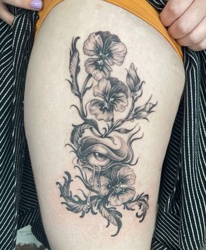 Floral tattoo style