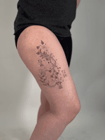 Vine with Geometric Shapes