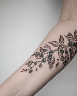 Floral tattoo style