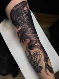 Xenomorph and Rose Tattoo