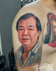 Chỉ khi trưởng thành ta mới hiểu được sư hy sinh cao cả của bố By: Tuan Nguyen @tattoorealistic @sullenclothing 🏣 : 774 Quang Trung, Gò Vấp, HCM 💪🏻 Gọi ngay để đặt lịch & tư vấn : ☎️☎️: 0976 786 587 ⏰ Thời gian làm việc: 10:00 - 22:00 https://www.facebook.com/tuannguyentattoo.0976786587 https://www.instagram.com/tuannguyen.tattootn/?hl=vi https://www.youtube.com/channel/UCLsrYtcRPH2cYbR2eCX5ffQ… #tattoo #xam #xăm #xămhình #xămhìnhnghệthuật #tattooink #tattoosaigon #saigonink #saigontattooink #saigon #saigon #tattoovietnam #tattoogòvấp #gòvấp #tattoogovap #xamgovap #xămchândung #xămhìnhchândung