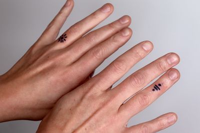 finger mini black tattoo