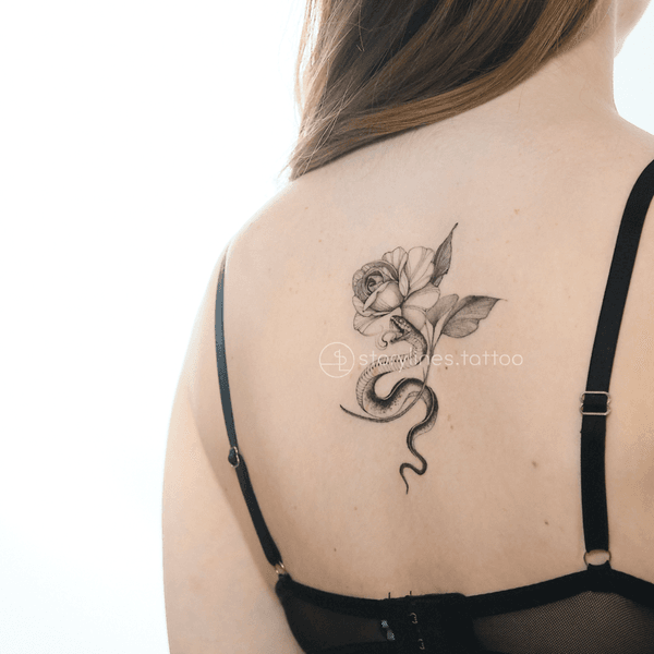 Tattoo from Junni Flowers