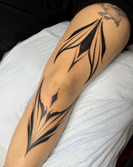 Feather-like Leg Tattoo