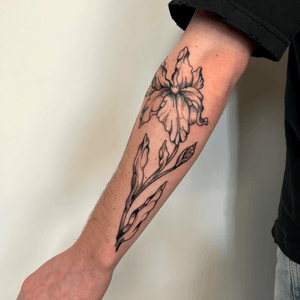 Floral tattoo style