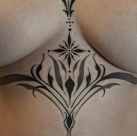 Sternums might be my new favorite placement 😍 last one from my guest spot at @goldenhalobodyarts .. #tattooapprentice #tattoo #tattoos #tattooartist #tattoodesign #tattooideas #blackwork #inked #tattooapprenticeship #femaletattooartist #linework #flashtattoo #tattooed #blackworktattoo #tattooist #tattooing #blackandgreytattoo #tattooinspiration #orlandotattooartist #sternumtattoo