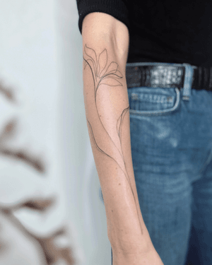 Floral tattoo style