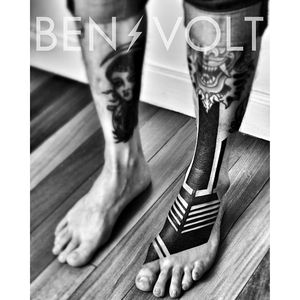 #bold #blackwork #foot #abstract #BenVolt