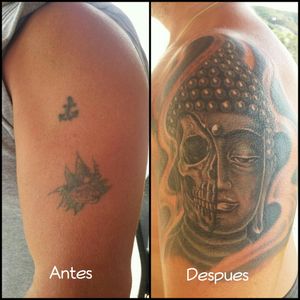 Another cover up, also created by Seba Kalavera, Torre del Mar, Spain.