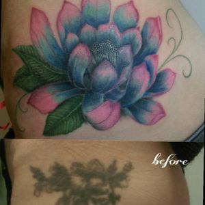 #CoverUpTattoos#colourtattoos#tattoodo#flowertattoo