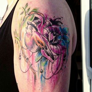 Watercolour bird and rose #watercolour #tattooedgirls #abstract #rosetattoo #watercolourtattoo #unique #birdtattoo