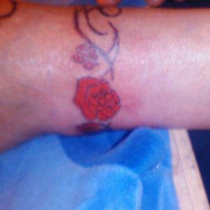 Tribal with 3roses