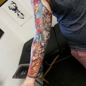 Super heroes sleeve in colour