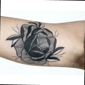 #blackrose #blackwork #lines #flower #flor #rose #rosa