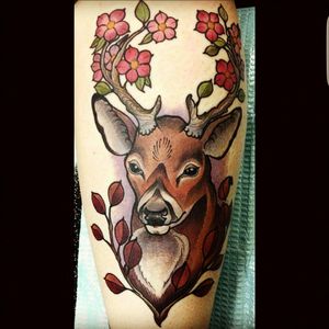 Still in love with this piece everytime I look at it thanks to an awesome artist #deermount #deer #nature #girlswithtattoos #girlshunttoo
