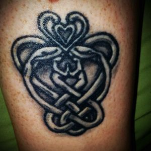 Sisterhood knot done at #TotalCommitment in Johnstown, PA.
