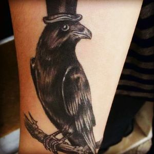 My first tattoo. Made by Anselmo Edgar at Surreal Vision Tattoo, Lisbon (Portugal). #crow #blackAndWhite #classic #animal #surrealvisiontattoo