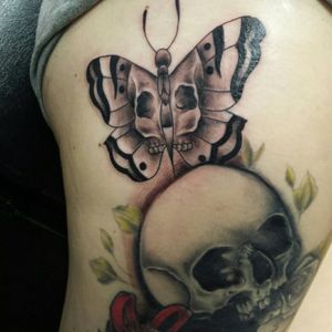 Little add on to this skull.  #butterfly #butterflytattoo #skulltattoo #skulltattoo #patattooer #Pittsburgh #pittsburghartist #412 #pittsburghtattoo #tattoooftheday.