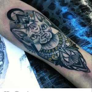 Cat #tattoo #brasil #tatuadoras #cattatto #ink #tattoed #dotwork