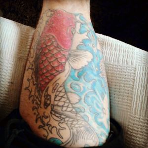 Another 20 year old thigh tattoo #koifish #traditionaljapanese #japanese #japanesetattoo