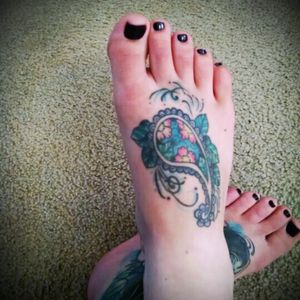 Paisley. First tattoo. Looks great in heels! #color #paisleytattoo