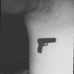 Sorry for the bad quality.. - 🔫🔫 just like Riri.