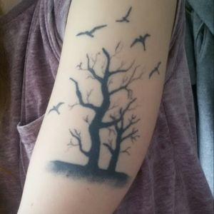 Tree tattoo#tree #treetattoo #birds #birdtattoo
