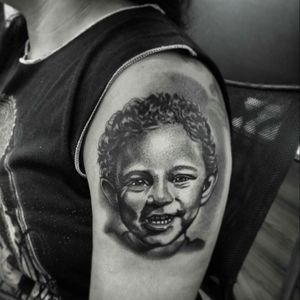 Black and gray Tattoo PortraitBy Alexandre Dallier