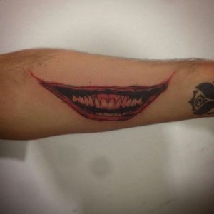 Tattoo by Leonel Zabala at Freedom Tattoo Studio. #JokerSmile #Joker #Tattoo #dc #comic Sonrisa del Joker por @leonelzab. #freedomtattoocba #designyourself #Tattoo #joker #dccomics #batman