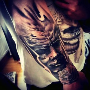 Second sitting of my second skeeve done by Andy Mckeary at Ink Unleashed Northern Ireland... inspired by Michael Myres mask! #sleevetattoo #horrortattoo #proudofmyink