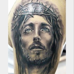 Awesome Jesus portrait !#dreamtattoo #Amijames I think this would be fantastic. Great artistic impression. Wow ....