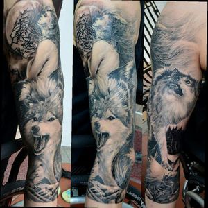 My #dreamtat would be to get a piece like this on my arm! It has a wolf , this pays tribute to my pup kiiba who passed away a year ago! I would love to see mr. @amijames create  something like this for me. I always loved wolves and this would mean the world to me! It'd give me the strength that Kiibes gave me :) love it!!!!!! #mydreamtattoo #amijames #ifiwintheamijamescontest