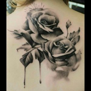 Sick no-lines black & grey realistic roses tattoo#dreamtattoo #mydreamtattoo