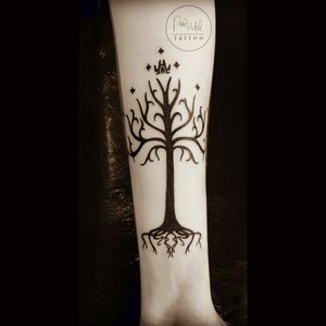 My first tattoo ♡ the Tree of Númenor :) #tolkien #tattoo #arm #pale #skin #chile #tree #gondortree  #lotr #black #ink